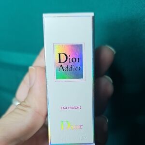 Dior Addict Eau Fraîche with Iridescent Accents Dabber 5ML